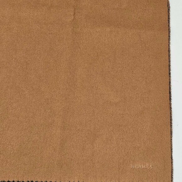 HERMES CAMEL/MARINE RECTO VERSO CASHMERE SCARF - Picture 2 of 10